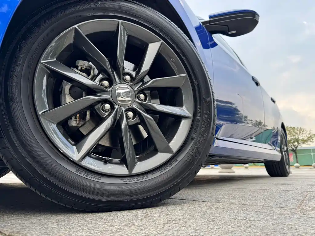 Honda Civic — миниатюра 5