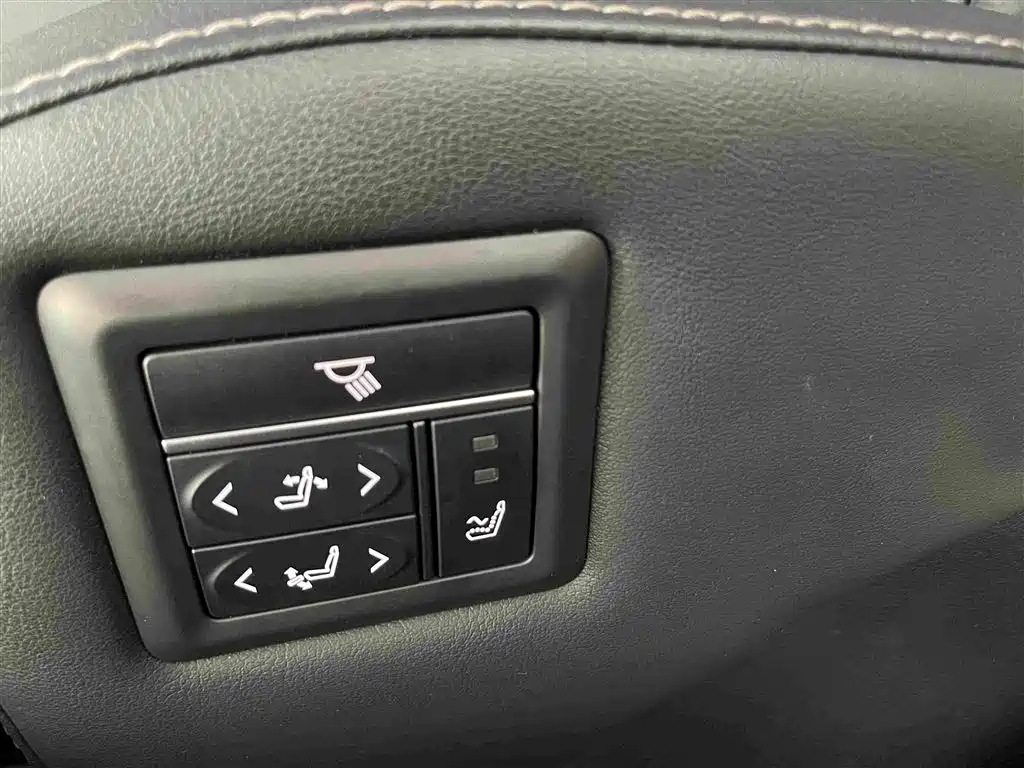Toyota Sienna — миниатюра 25