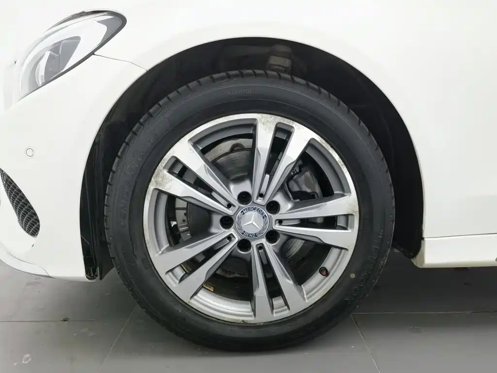 Mercedes-Benz C-Class — миниатюра 17