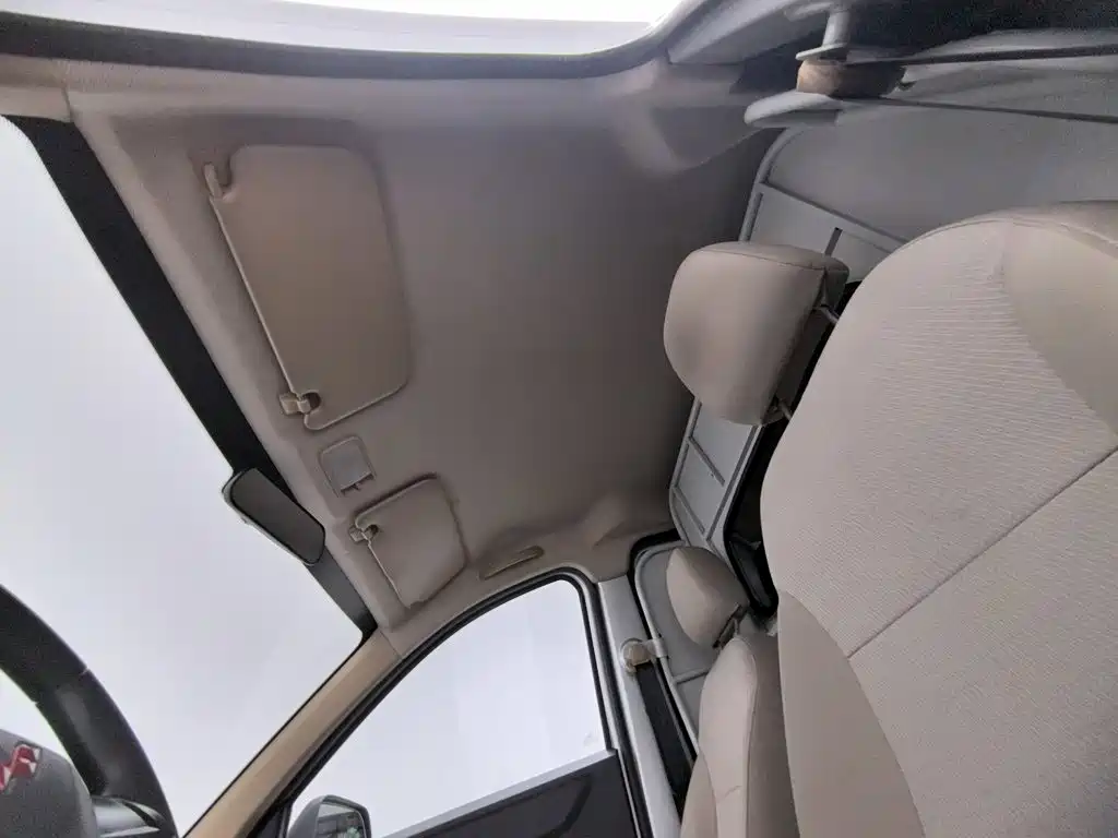 Wuling Hongguang V — миниатюра 14