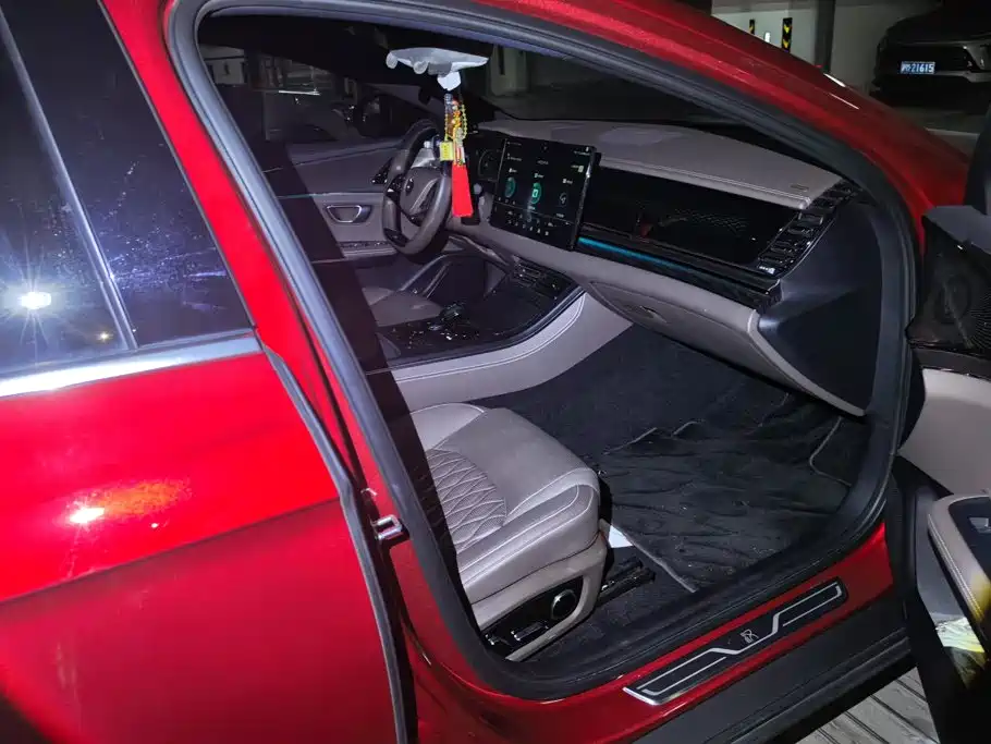 BYD Han — миниатюра 8