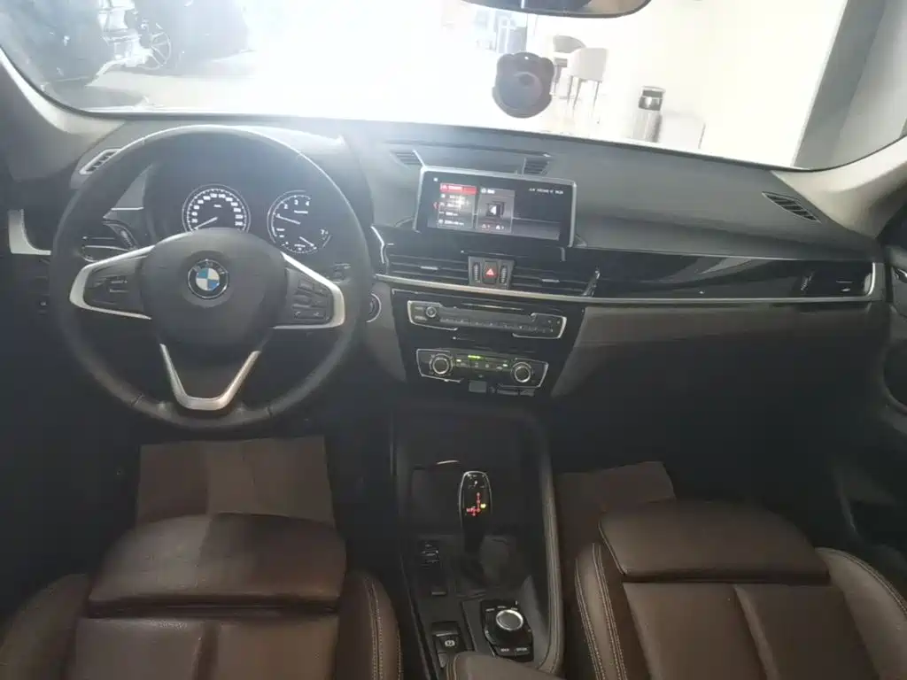 BMW X1 — миниатюра 10