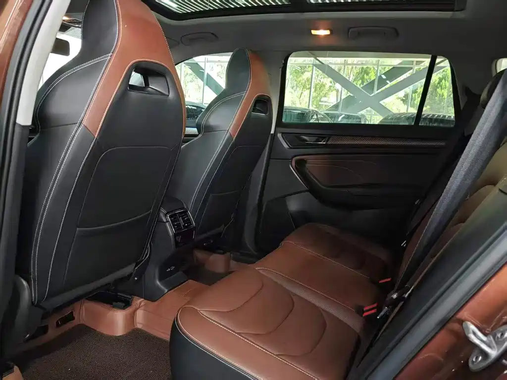 Skoda Kodiaq — миниатюра 4