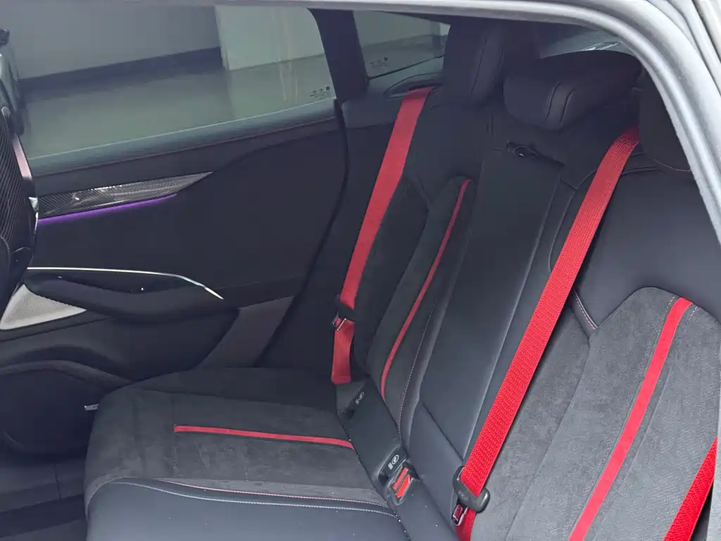 XIAOMI CAR XIAOMI SU7 ULTRA