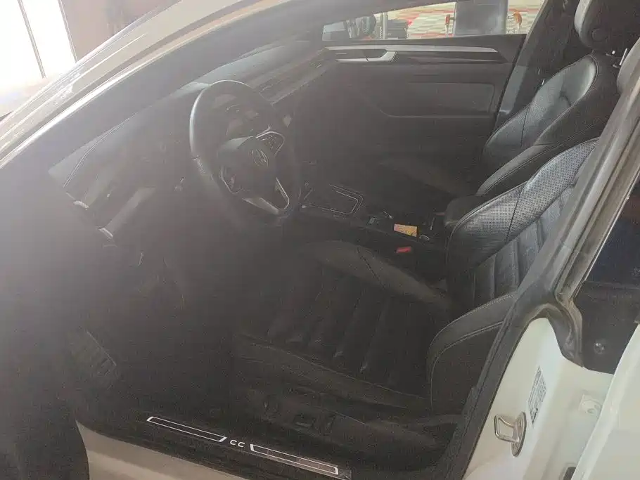 Volkswagen CC — миниатюра 9