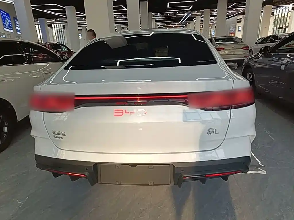BYD Qin L — миниатюра 6