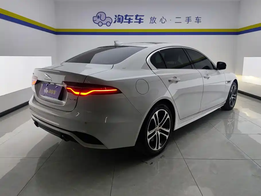 Jaguar XEL — миниатюра 3