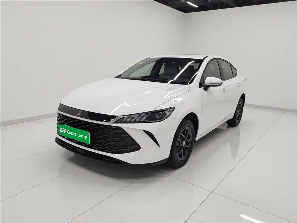 BYD Qin Plus PLUS 2025 DM-i Smart Drive 128KM