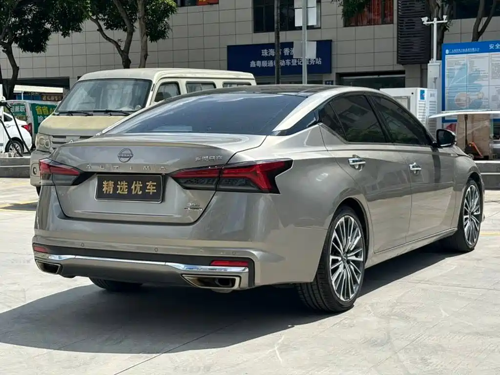 Nissan Teana — миниатюра 4