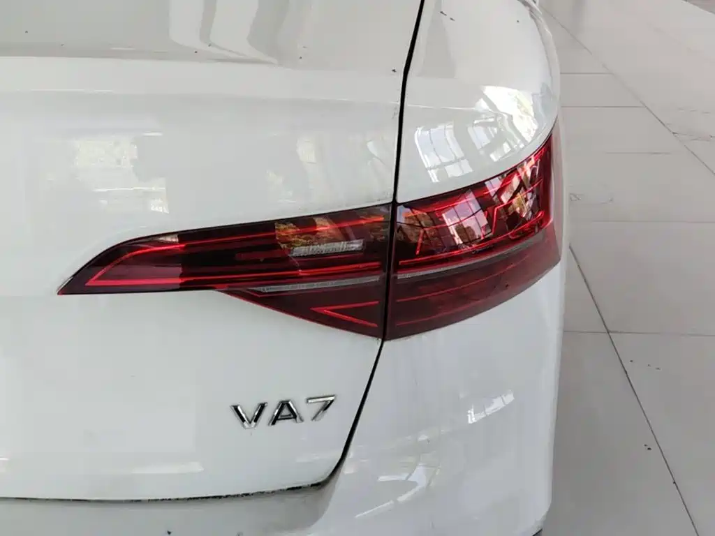 Jetta VA7 — миниатюра 8