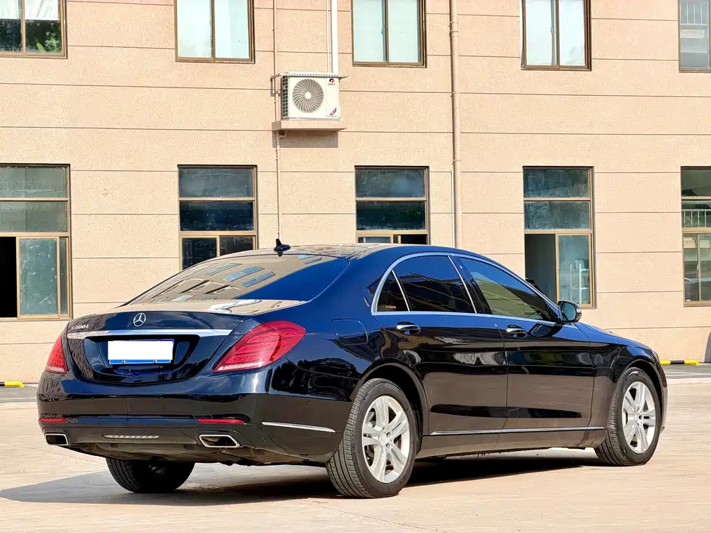 Mercedes-Benz S-Class — миниатюра 12