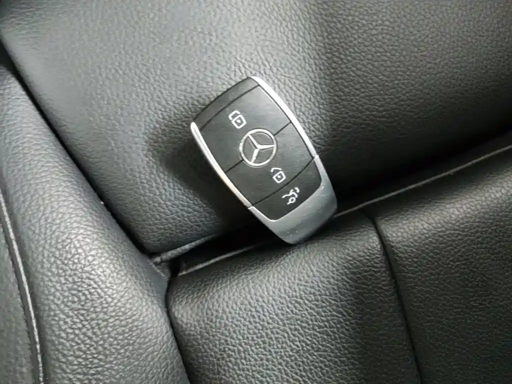 Mercedes-Benz GLB — миниатюра 9