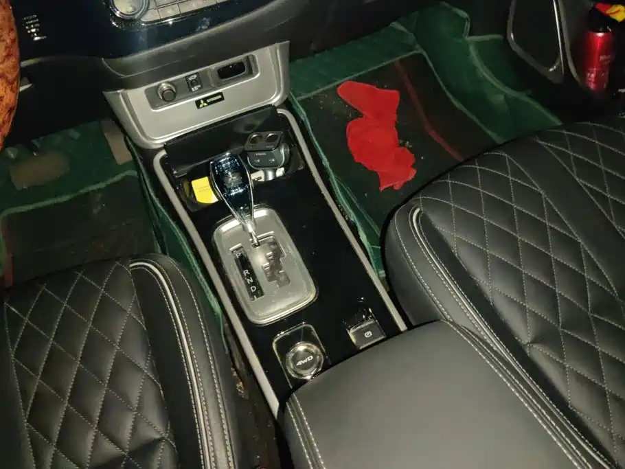 Mitsubishi Outlander — миниатюра 16