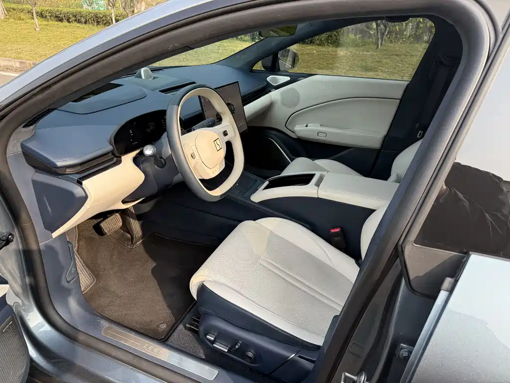 ZEEKR EXTREME KRYPTON 007