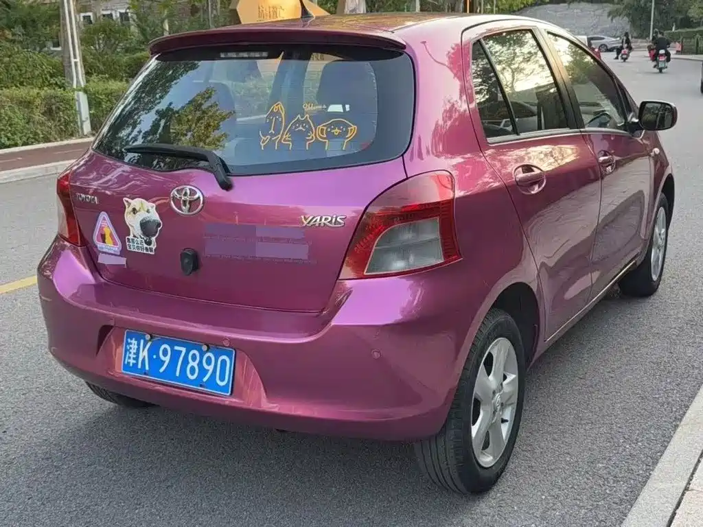 Toyota Yaris — миниатюра 2