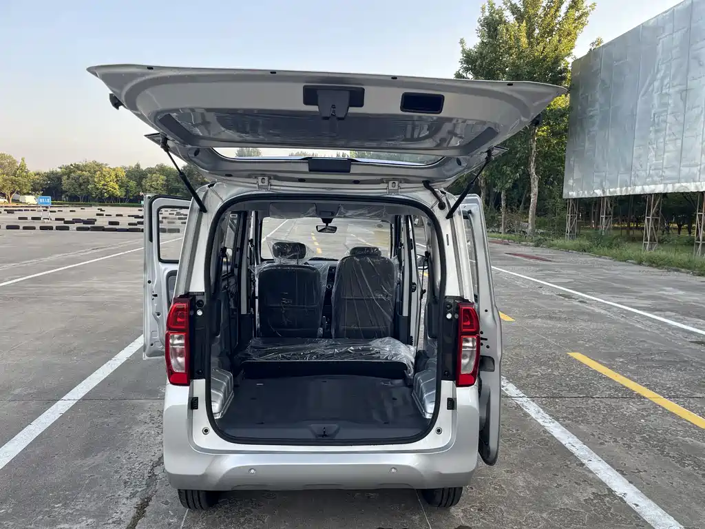 Wuling Zhiguang EV — миниатюра 11