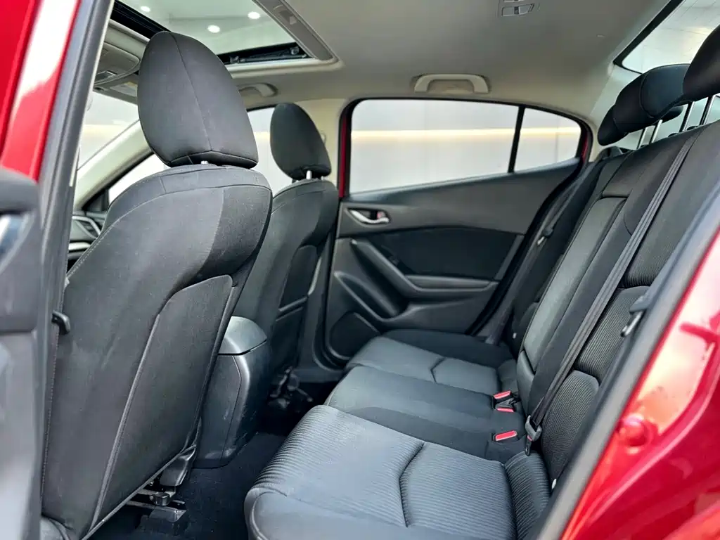 Mazda 3 Axela — миниатюра 9