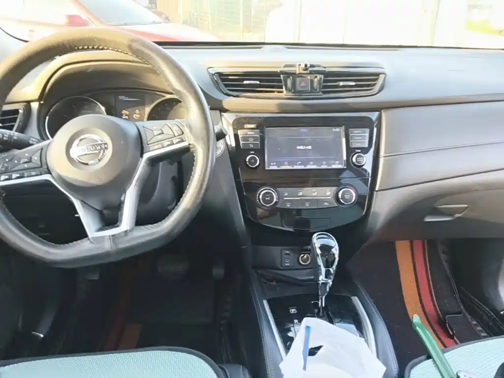 Nissan X-Trail — миниатюра 14