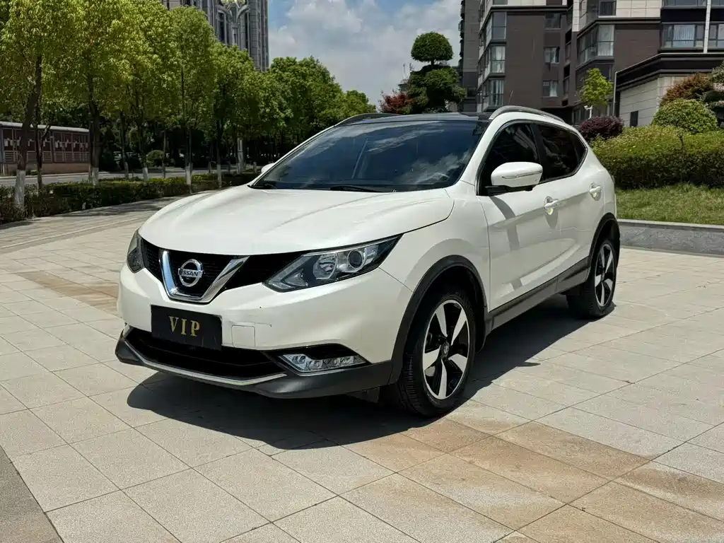 Купить Nissan Qashqai