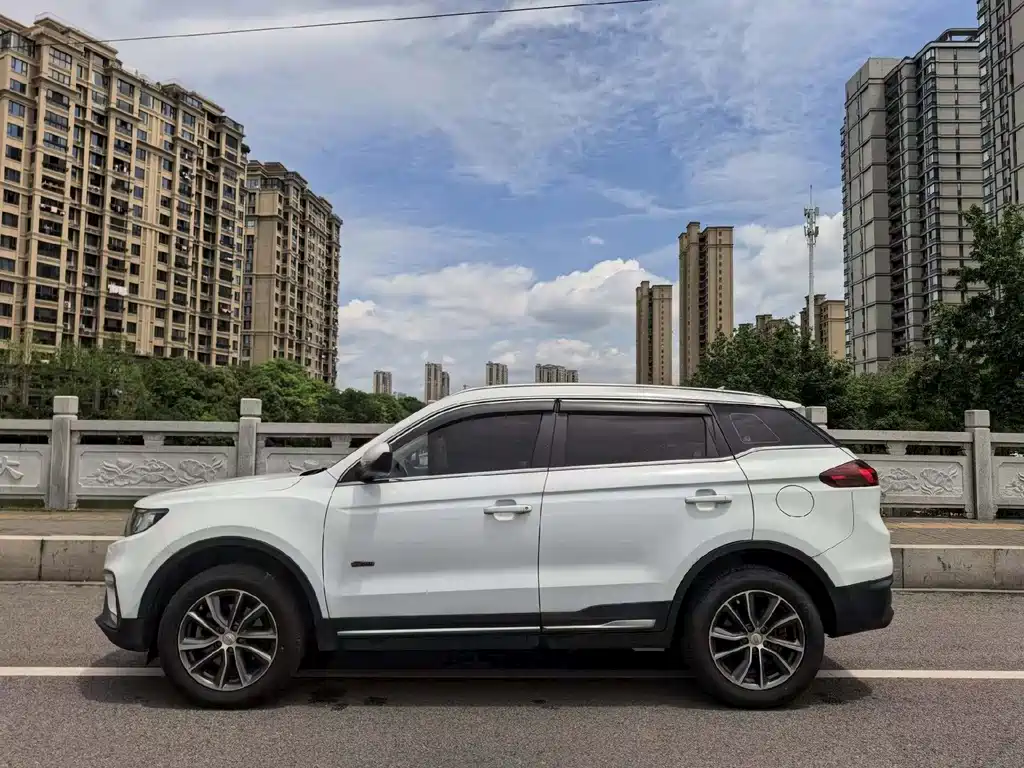 Geely Boyue — миниатюра 3