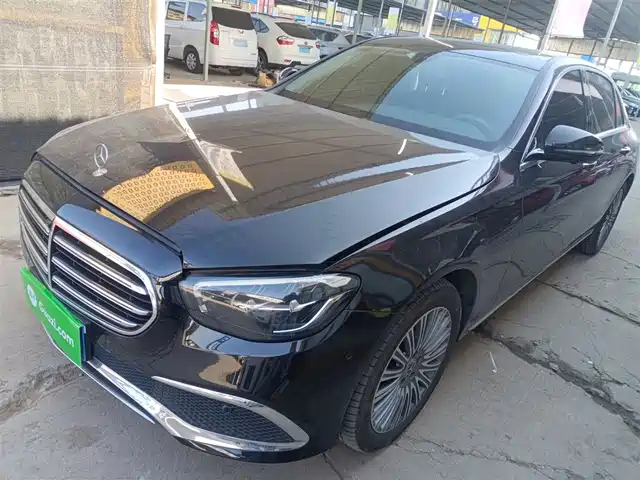 MERCEDES BENZ E CLASS 2021