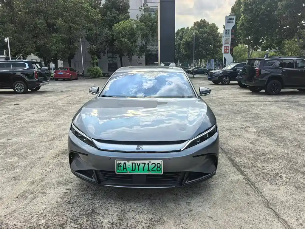 BYD Han — миниатюра 3