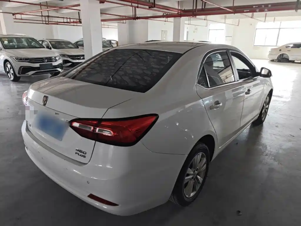 Roewe 360 — миниатюра 7