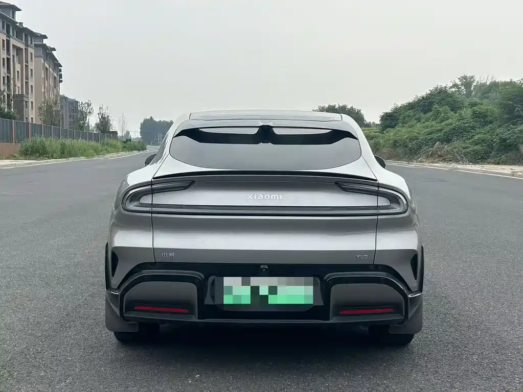Xiaomi YU7 — миниатюра 5