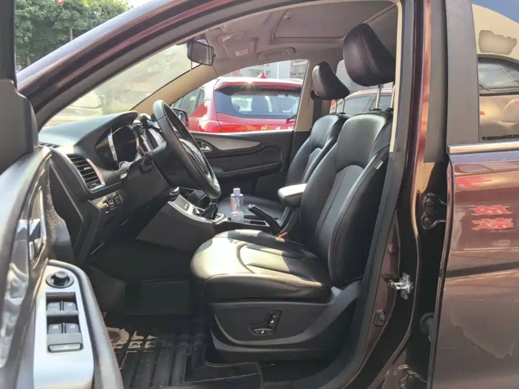 Baojun 560 — миниатюра 15