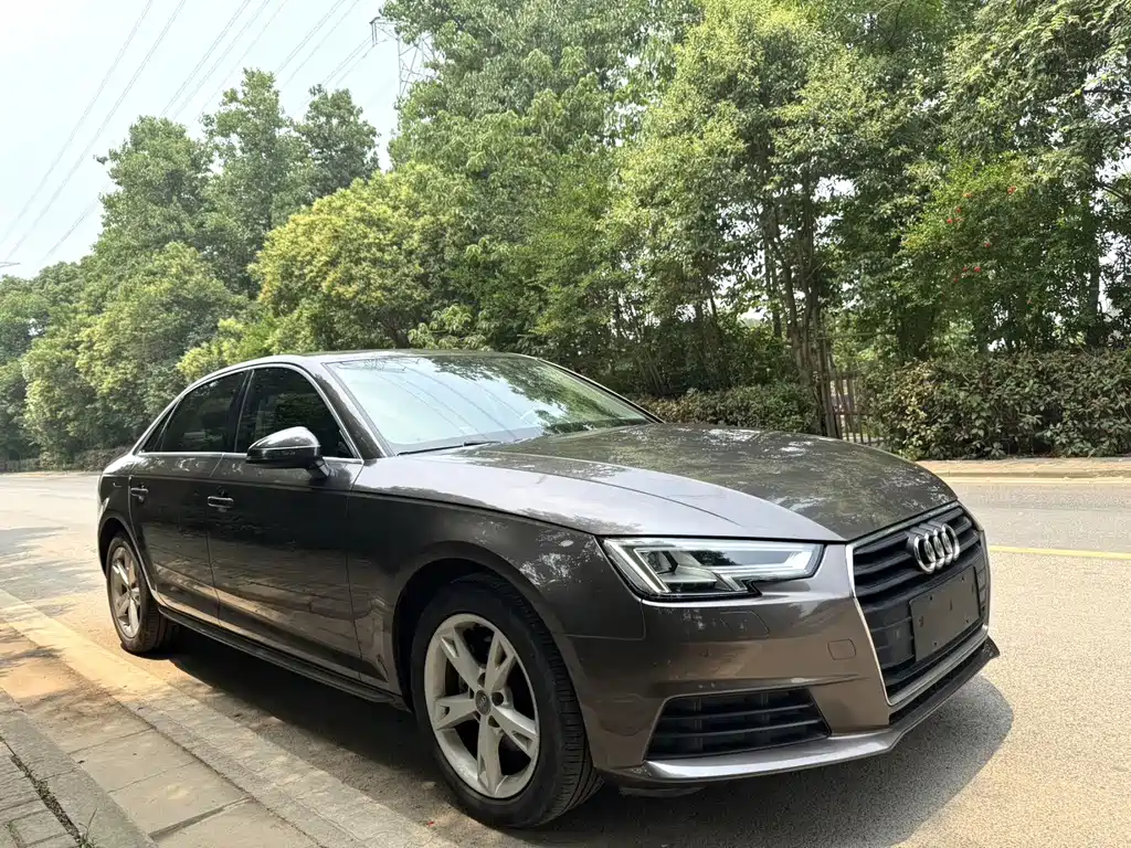 Audi A4L — миниатюра 2