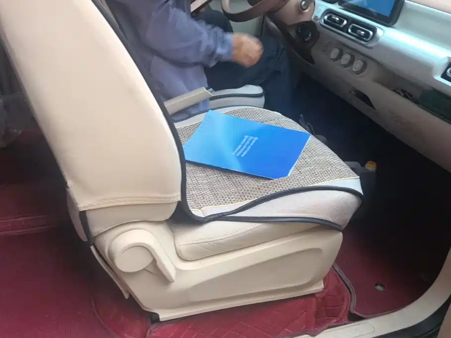 Wuling MINIEV — миниатюра 8