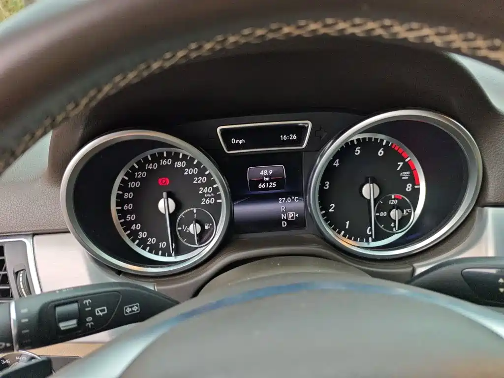 Mercedes-Benz M-Class — миниатюра 14