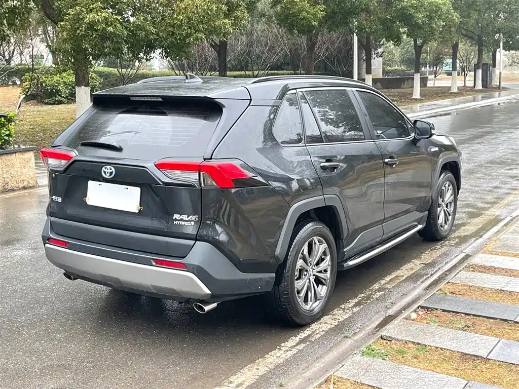 TOYOTA RAV4 RONGFANG