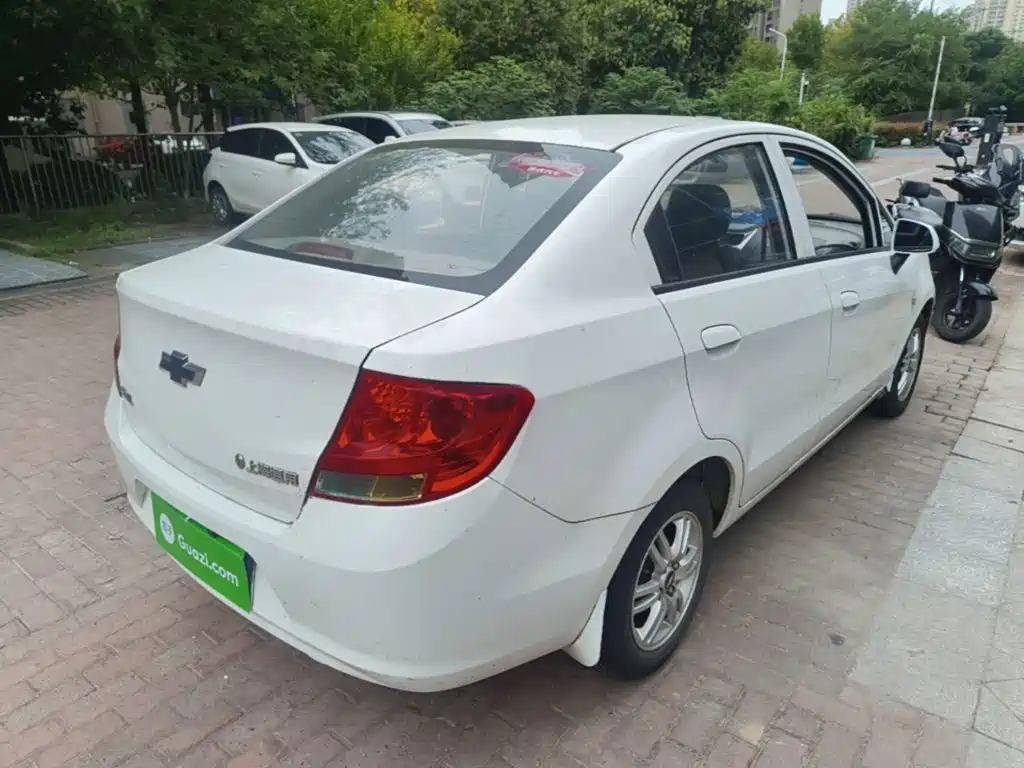 Chevrolet Sail — миниатюра 5