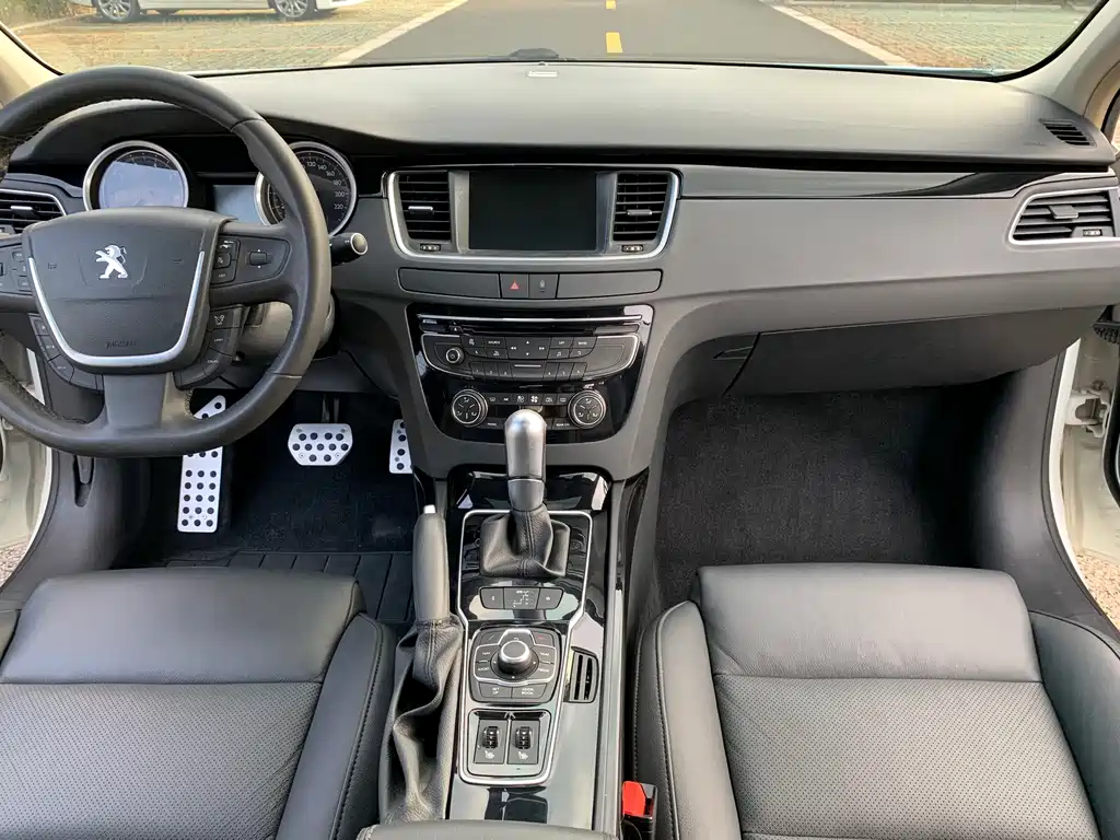 Peugeot 508 2011 2.3L AT Luxury