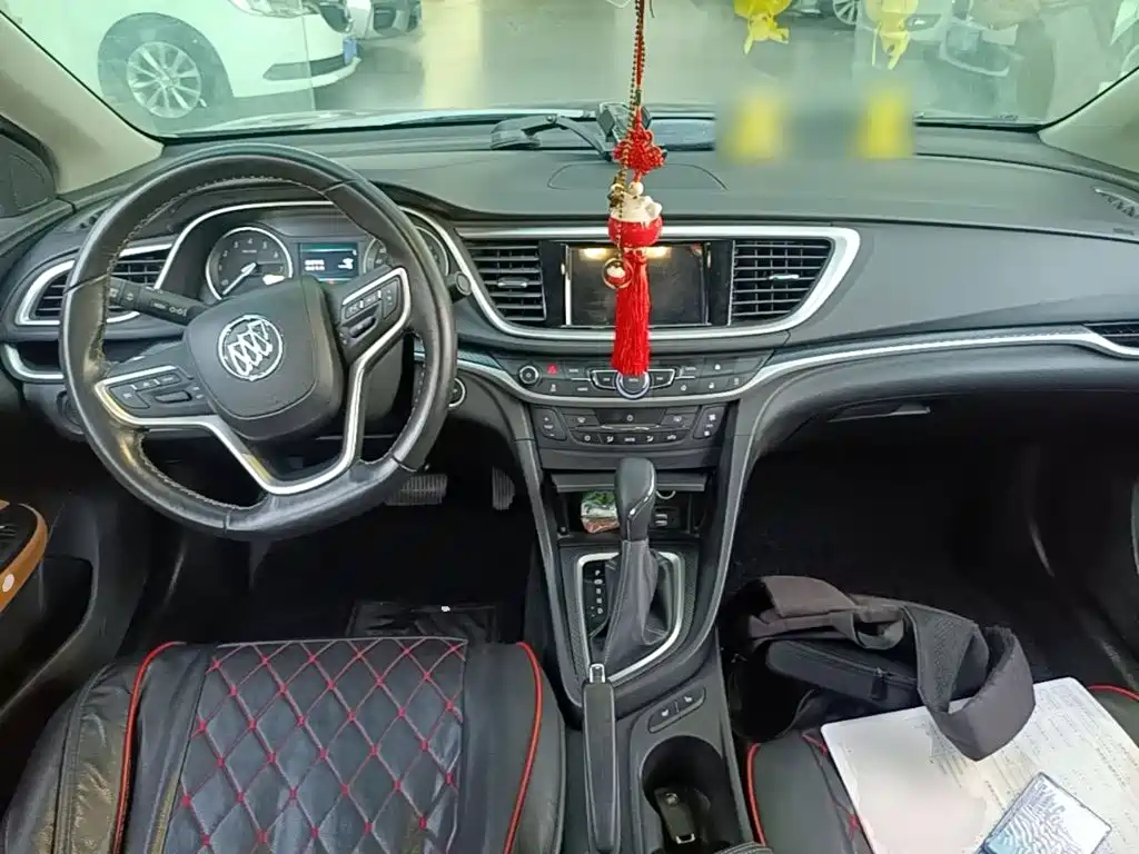 Buick Excelle — миниатюра 10
