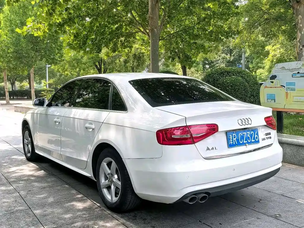 Audi A4L — миниатюра 4