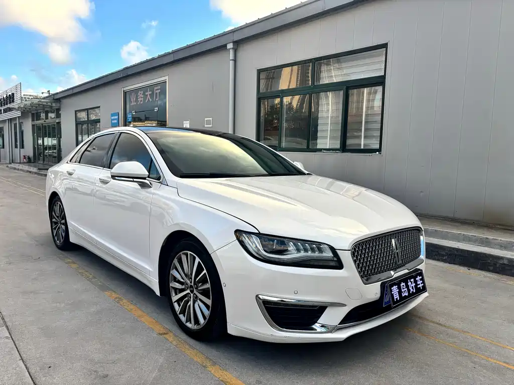 Lincoln MKZ — миниатюра 2