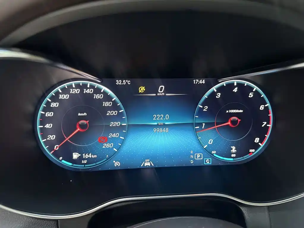 Mercedes-Benz GLC — миниатюра 11