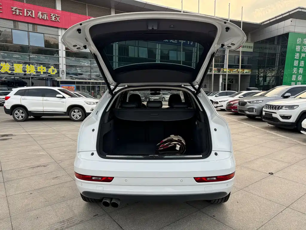 Audi Q3 — миниатюра 10