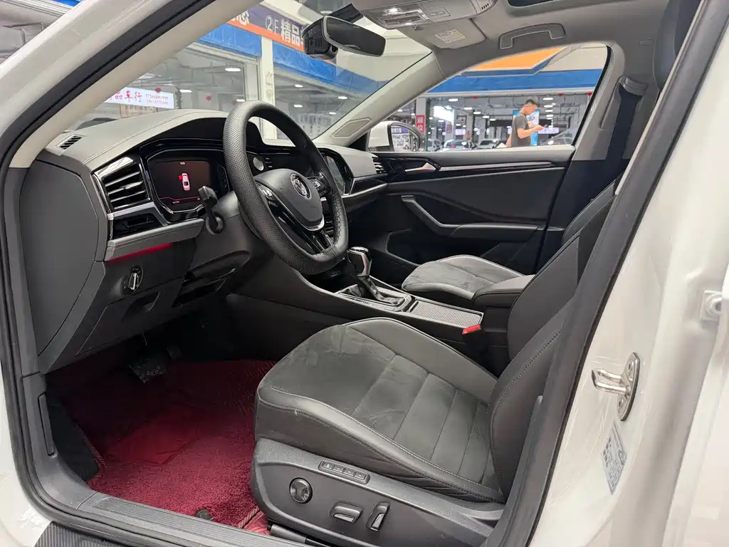 Volkswagen Sagitar 2022 280TSI DSG