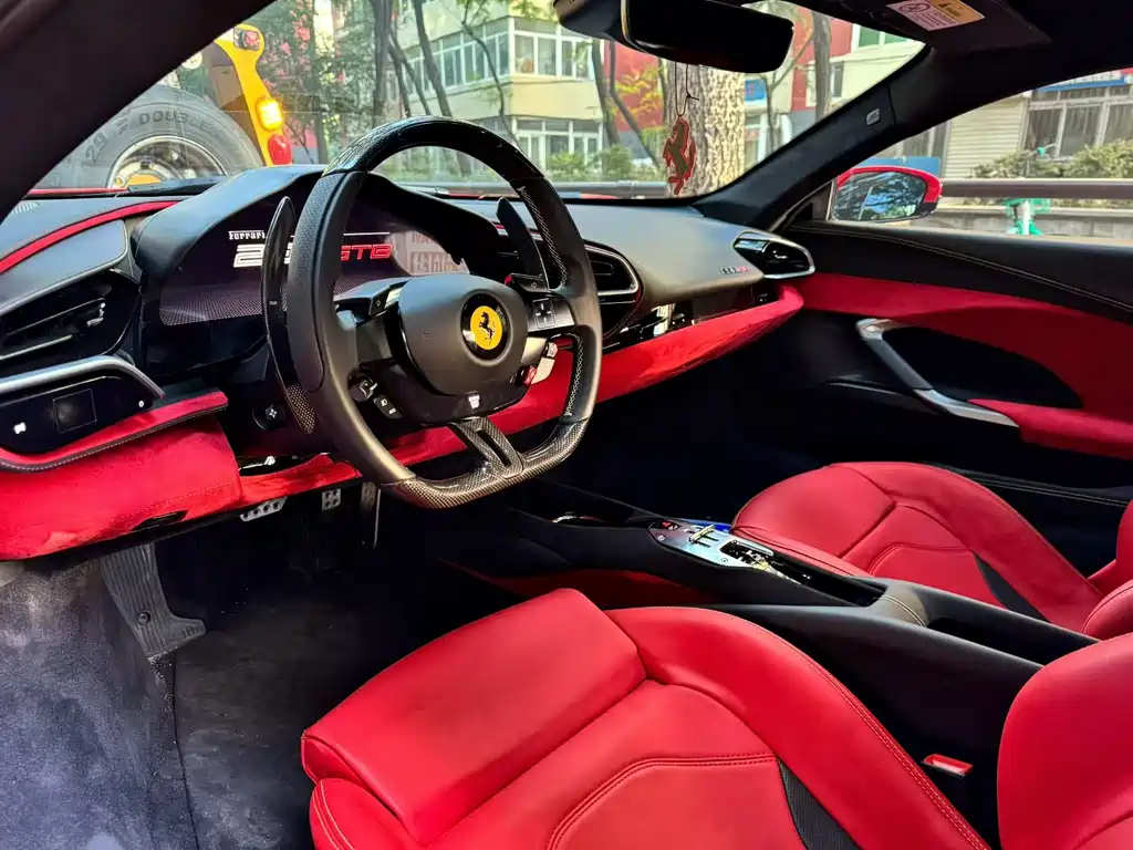 FERRARI  296