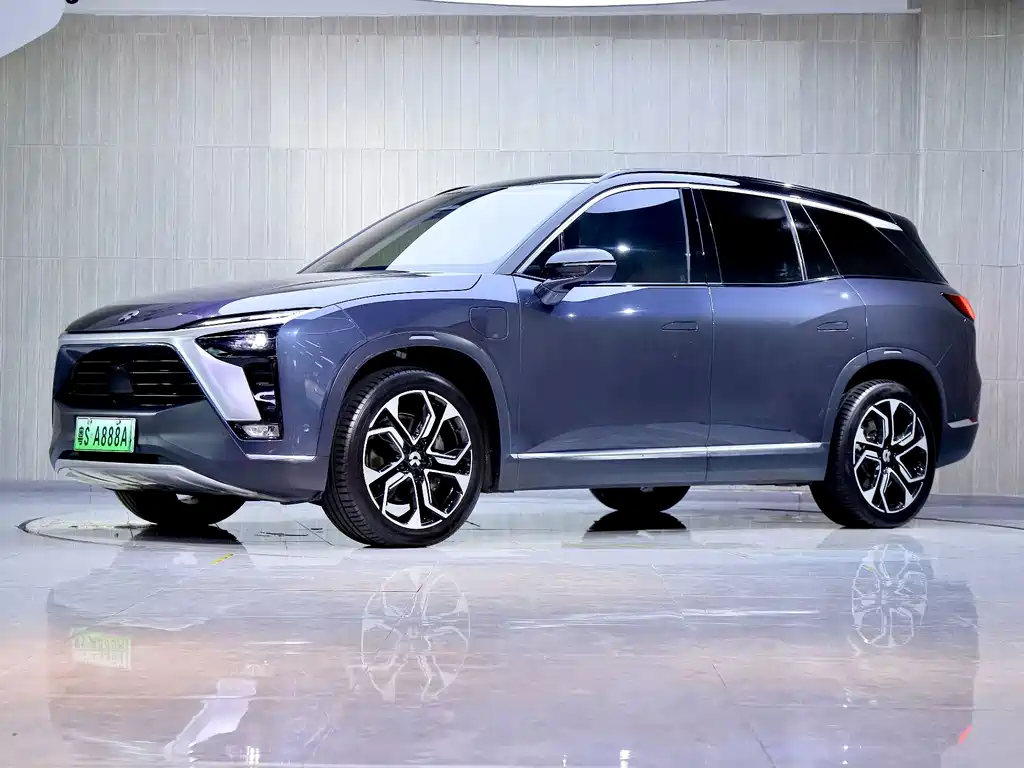 NIO ES8