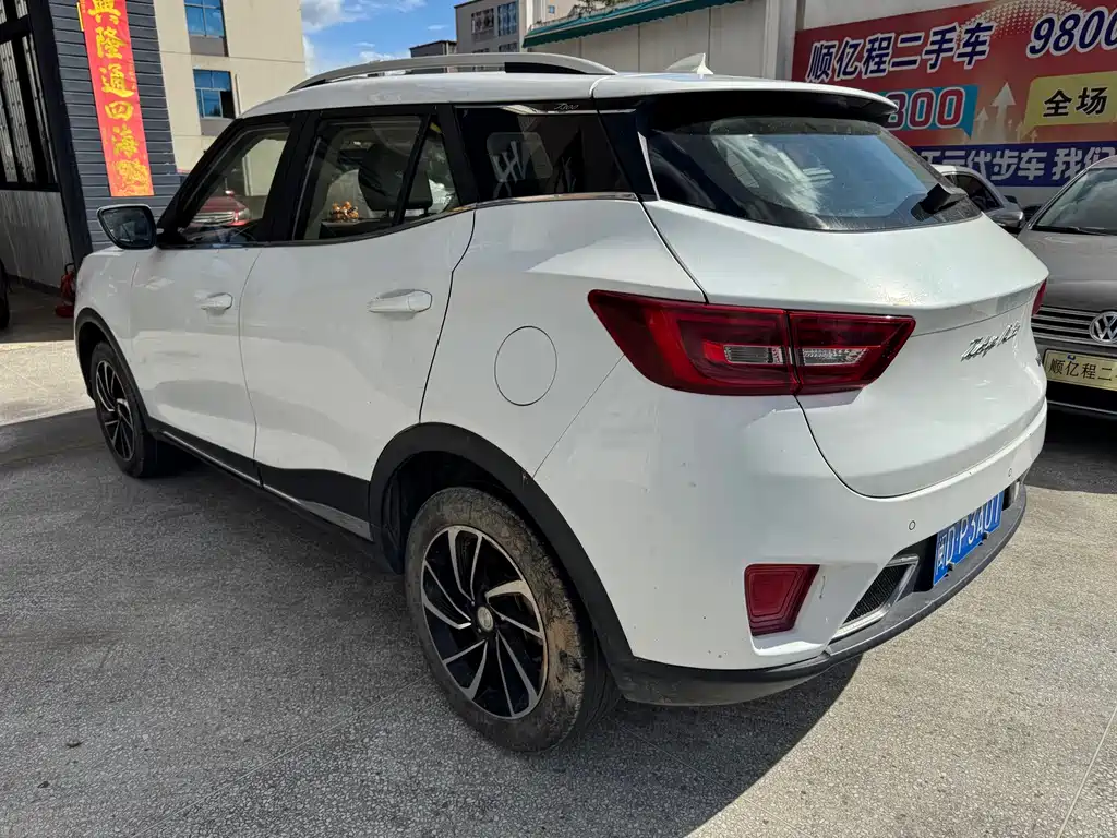 Zotye T300 2017 1.5L MT Premium