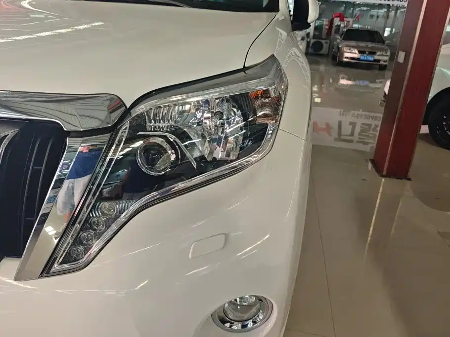 Toyota Prado — миниатюра 5