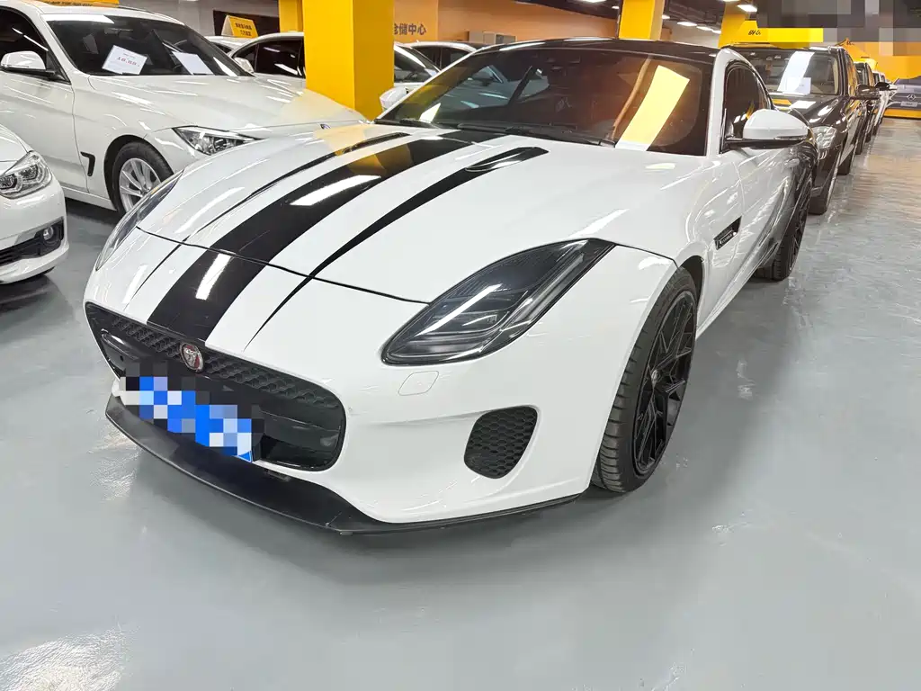 Купить Jaguar F-TYPE