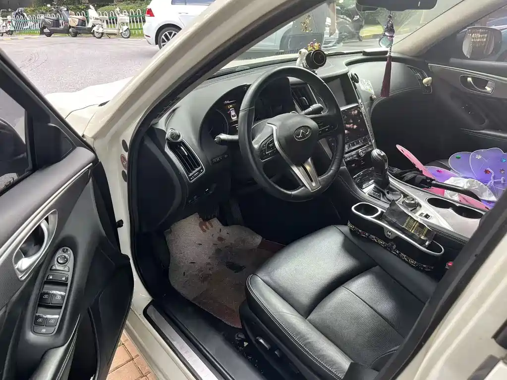 Infiniti Q50L — миниатюра 5