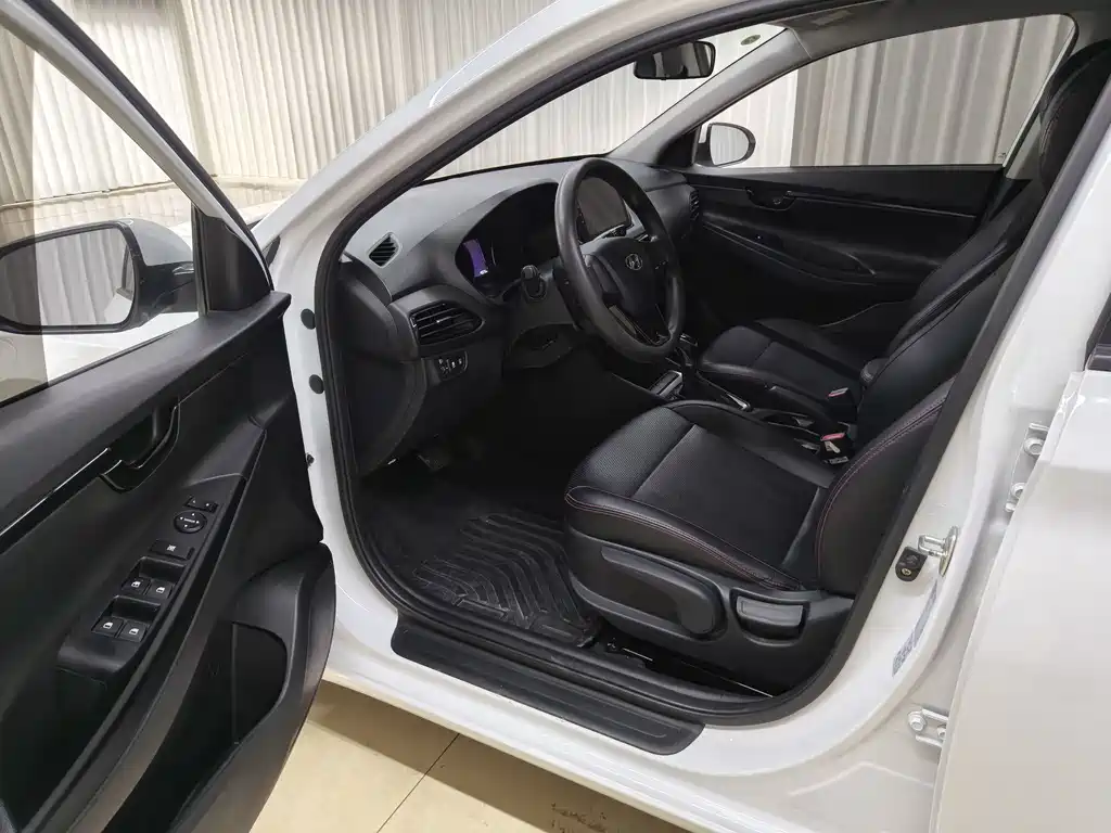 Hyundai Elantra 2020 1.6L AT GL