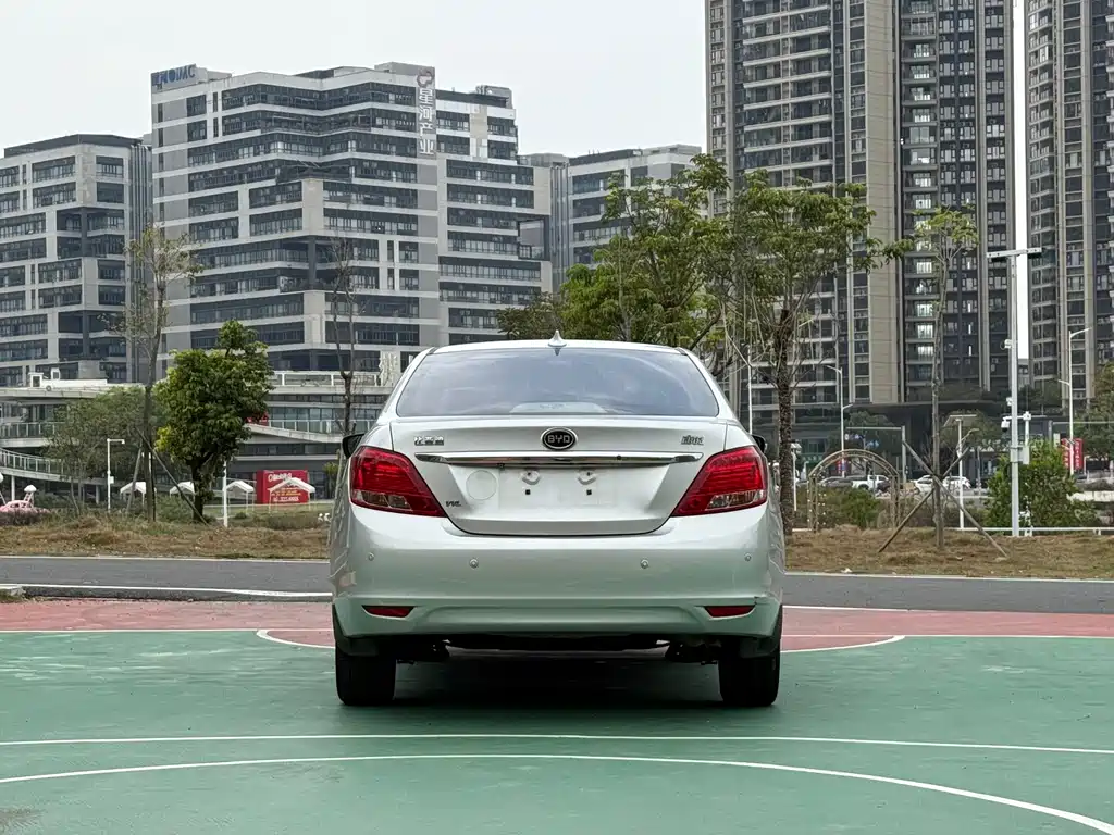 BYD Surui — миниатюра 5