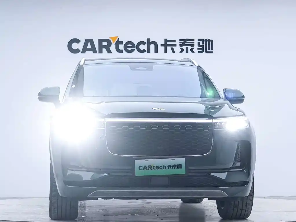 Li Auto ONE 2021 6 мест